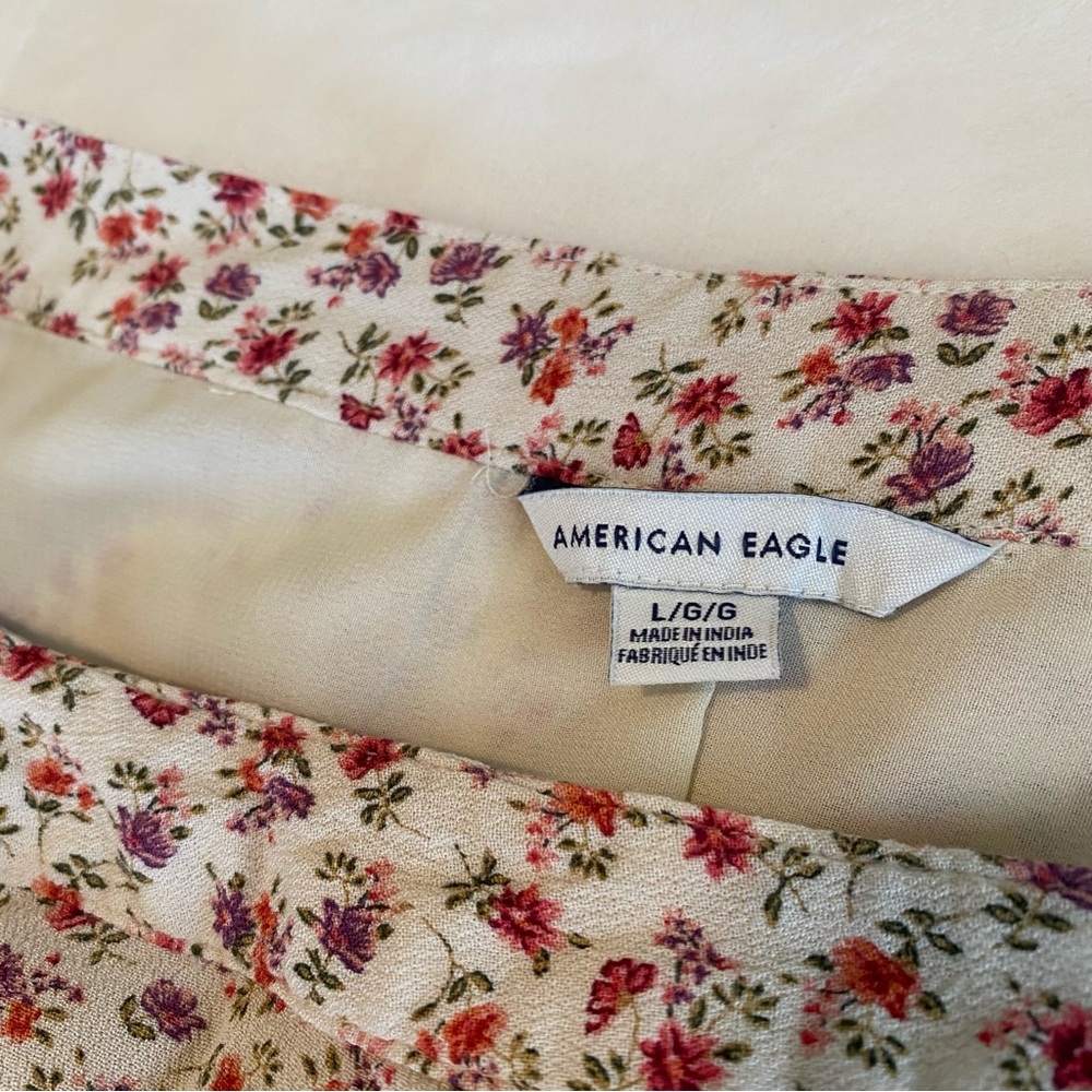 American Eagle Floral Wrap Skirt - Picture 3 of 3
